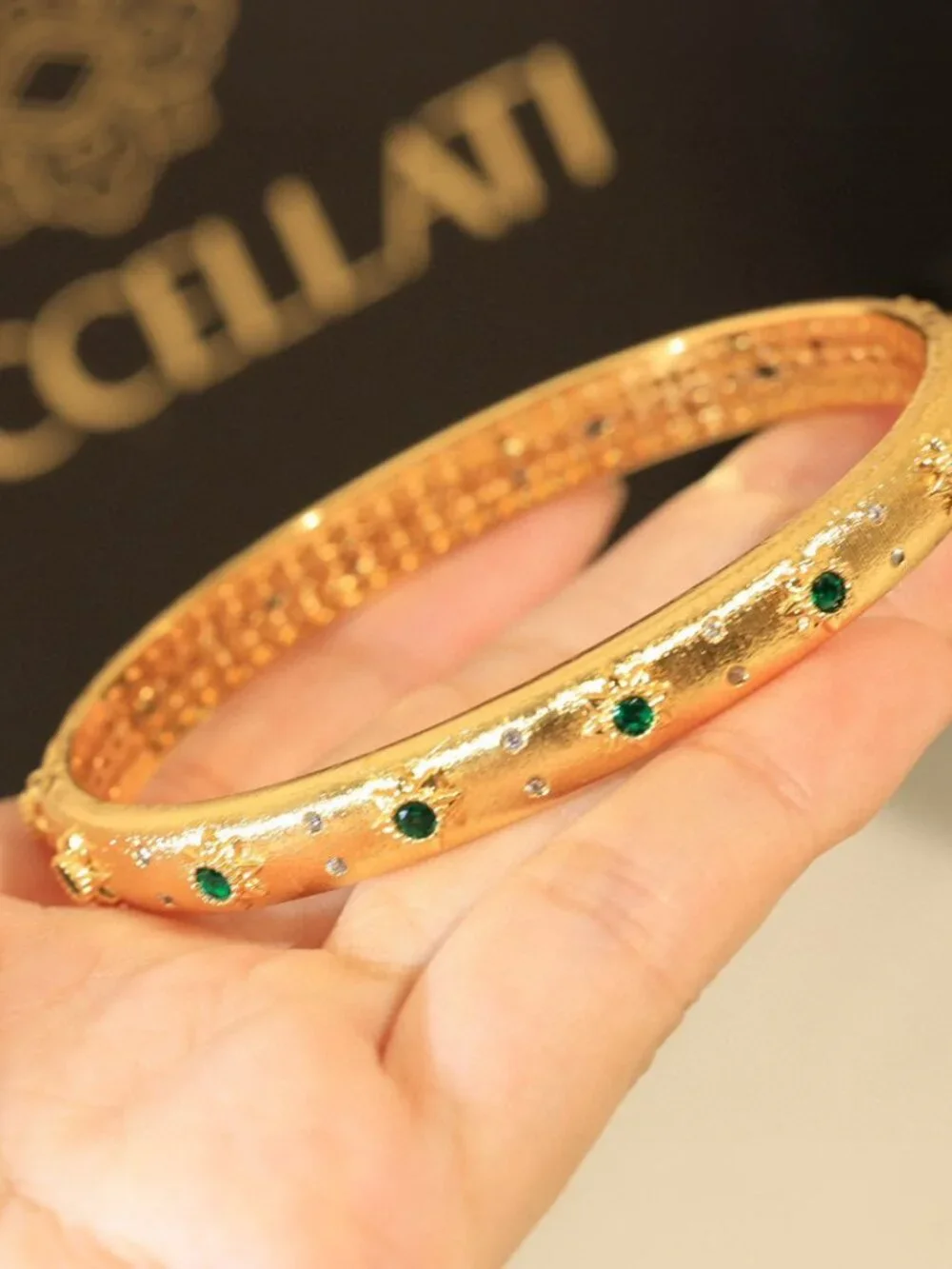 Buccellati diamond bracelet - Picture 6 of 7